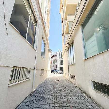 Access * Durrës
